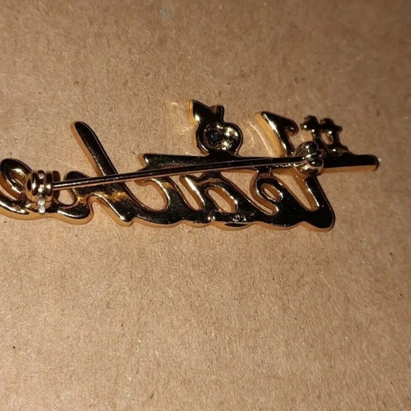 #1 Teacher Apple Gold Tone Pin  Vintage OAJC - Picture 3 of 5